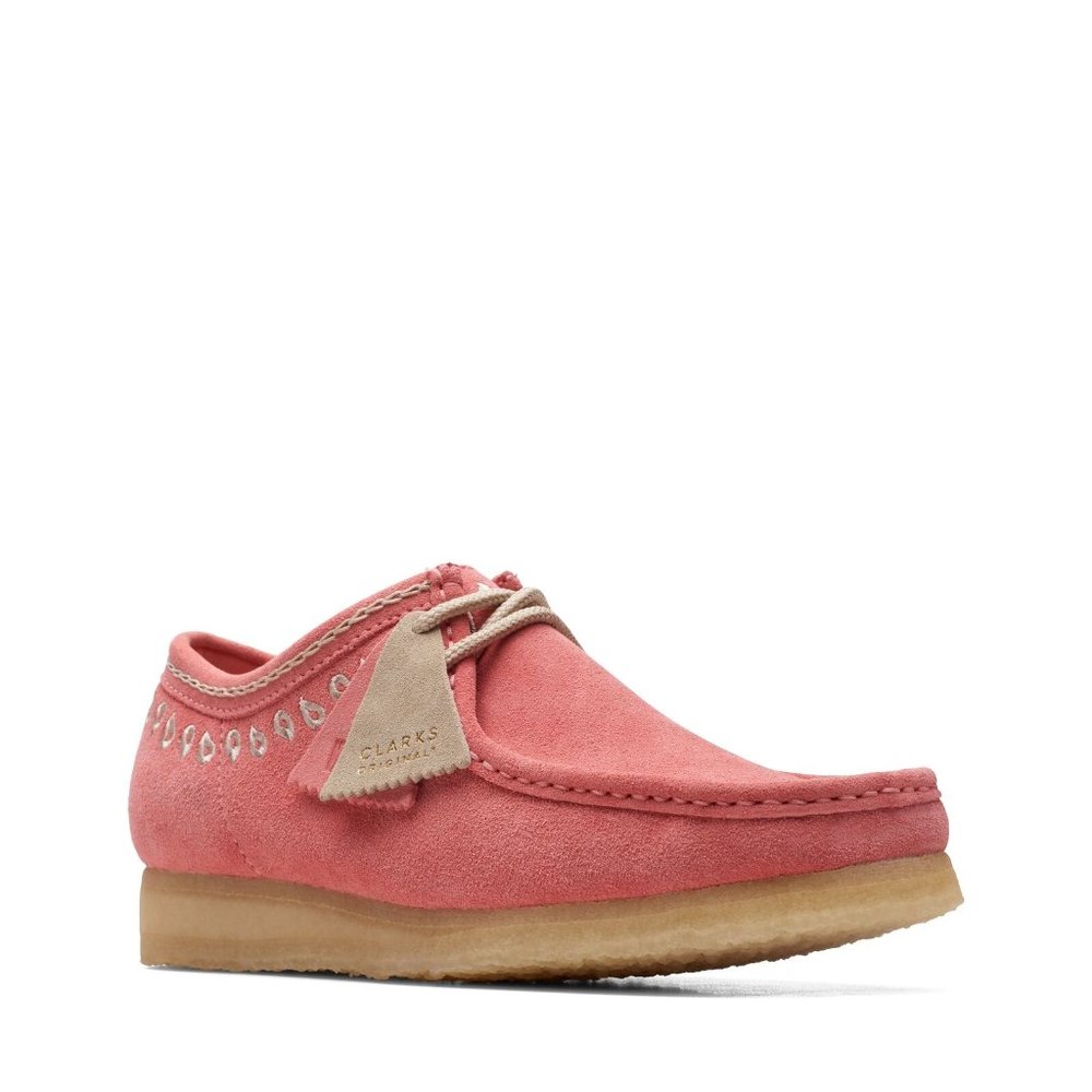 Clarks Wallabee pink embroidery